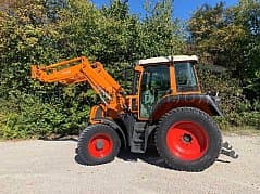 1 Fendt Vario 412 TMS mit Frontlader