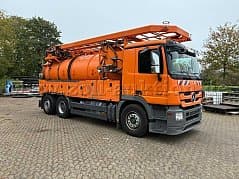 High pressure flushing and suction vehicle type 12.0/228 P II Assmann