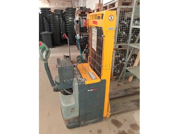 Miretti EJD20-3 Electric High-Lift Truck