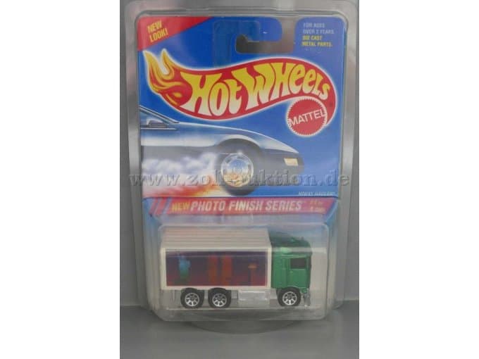 Hot Wheels Model Car Photo Finish Series Hiway Hauler, 1:64