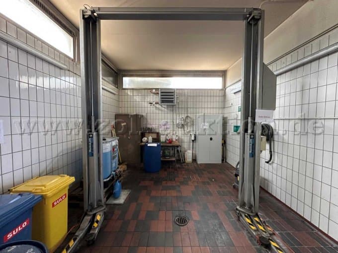 Hydraulic_2 pillar lifting platform_Becker&Söhne_TwinLift 320/16/N
