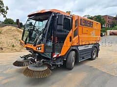 Johnston compact sweeper, type C 401 high pressure cleaner