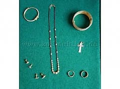 Mixed lot of ear and arm jewelry, necklace, rings, pendant 916/- GG / 22 carats
