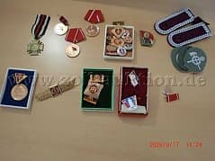 Mixed lot of of GDR badges, GDR order, frontman badge, 23-part
