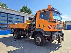 Truck MAN three-sided tipper with loading crane, winter service preparation, four-wheel