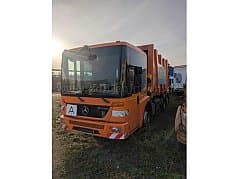 Mercedes-Benz Econic waste vehicle