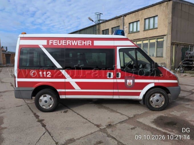 Crew Transport Car (MTW) Ford Transit