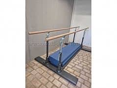 Wallenreiter Multi-Parallel Bars with Mat