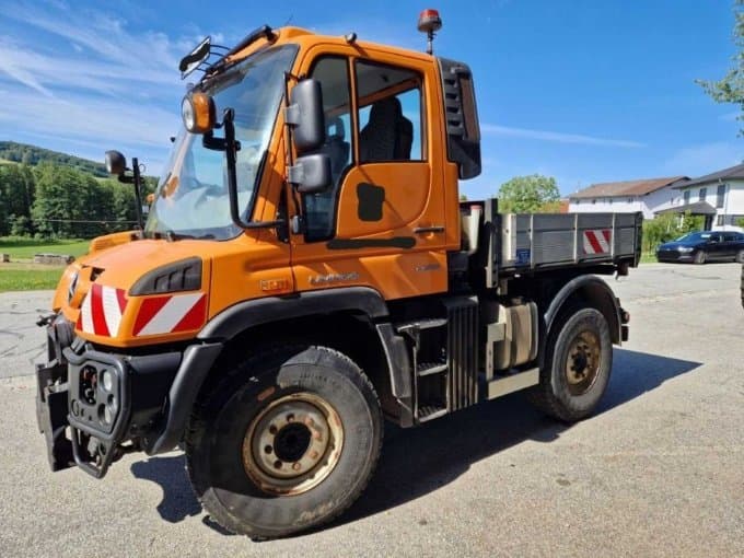 Mercedes-Benz Unimog U218