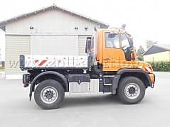 Mercedes Benz Unimog U423