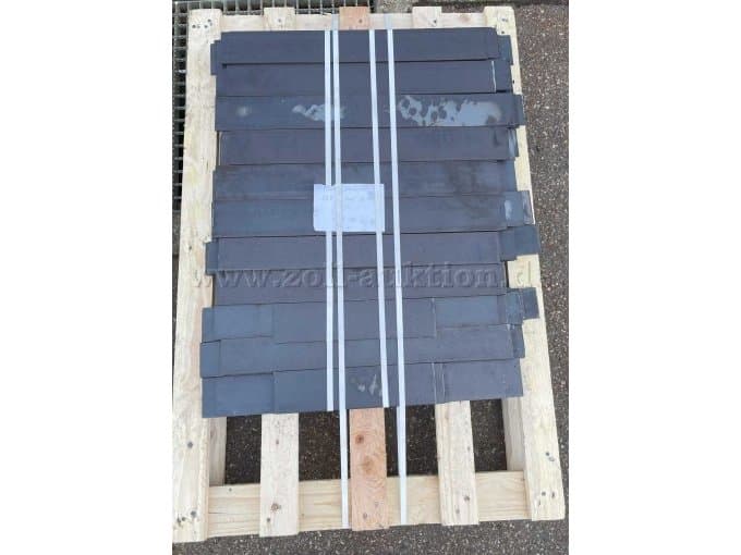 Range FL steel 80x4 and 70x4 mm DIN 1016 S235JR black
