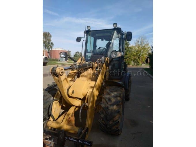 Wheel loader Cat 907 H defect