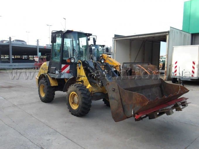 Radlader New Holland W50TC