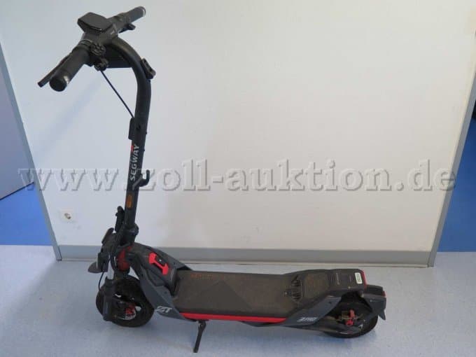 Segway ZT3 Pro D Electric Scooter (11 inch)