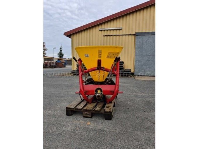 Salt Spreader