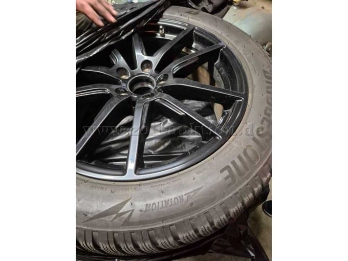 Set of winter tyres incl. rim, 235/55 R19 105 H, for Mercedes EQE350+