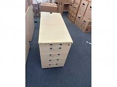 Beck Stand Container