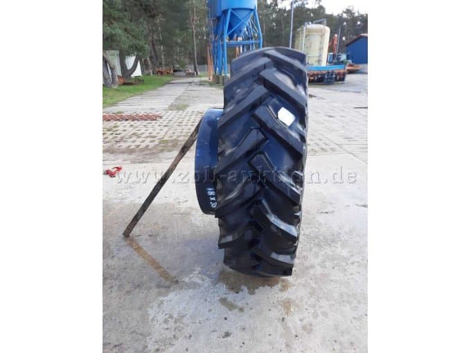 Stomil Radial twin wheel for tractor