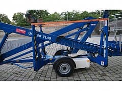 UpRight trailer joint telescopic work platform - defective