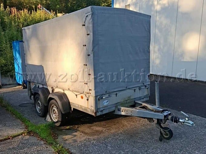 Westfalia open box trailer with tarpaulin
