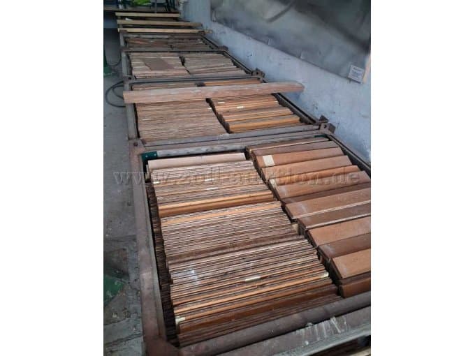 Wood parquet (approx. 200 m2)