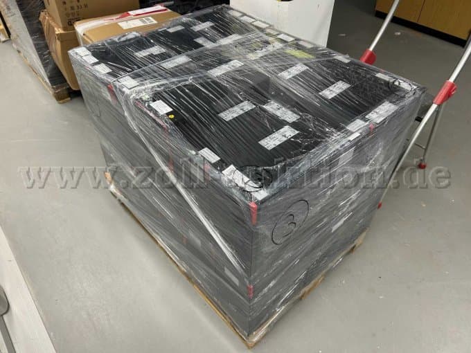 Desktop PCs – various Fujitsu Esprimo (pallet posts)
