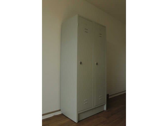 Double lockers (new-value manufacturer unknown)