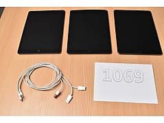 Apple iPad 8th generation A2270 32 GB – 10.2" (25.91cm) -Bogen-