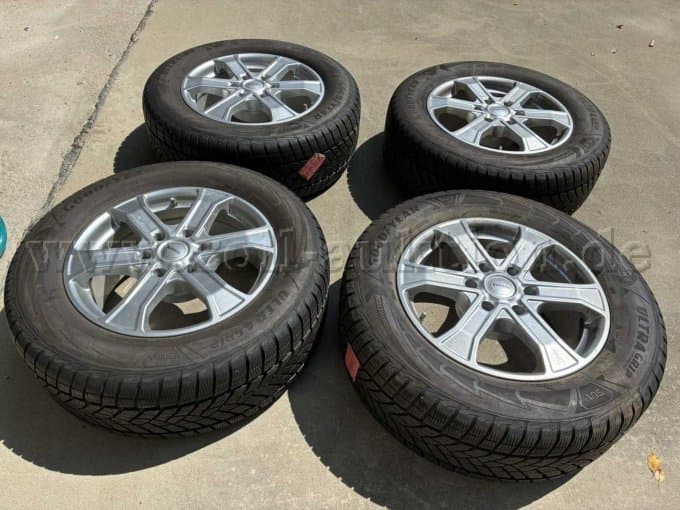 Winter complete wheels Goodyear UltraGrip Performance SUV 265/60R18 114H