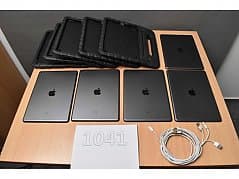 Lot of 5 Apple iPad 8th Gen A2270 32GB 10.2 inch