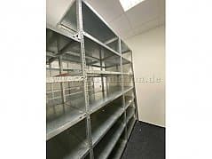 Metal shelves + 22 stands